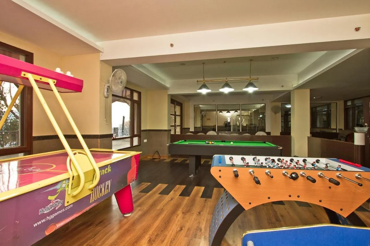 Collection O 1700 Manla Homes 3*, Shimla